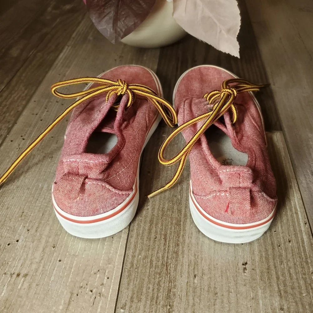 Old Navy Red Canvas Boat Shoes Sneakers Toddler Boy Size 11 NWOT